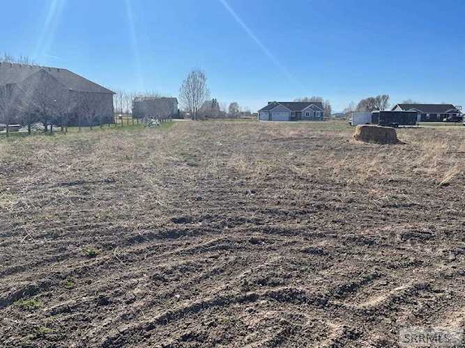 L2 B4 3826 E Rigby, ID 83442