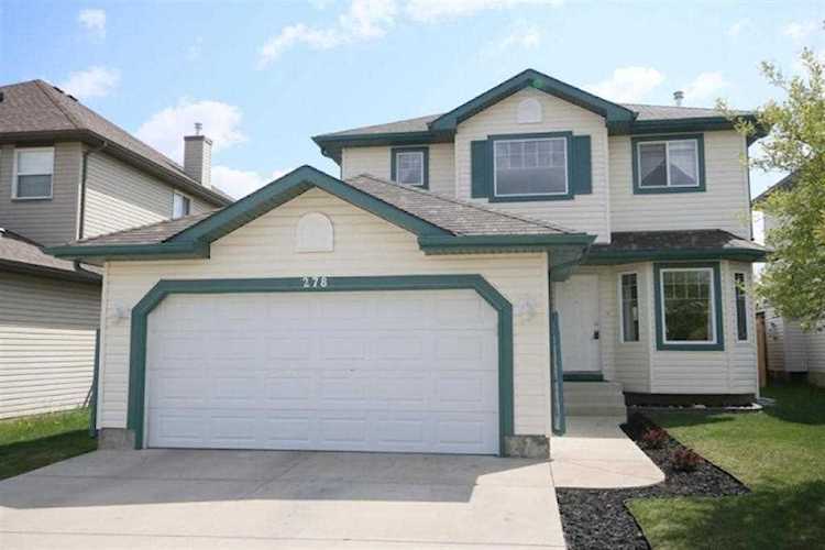 278 Lakeview Inlet Chestermere, AB T1X 1P4