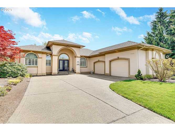 1496 NW St Helens St Salem, OR 97304