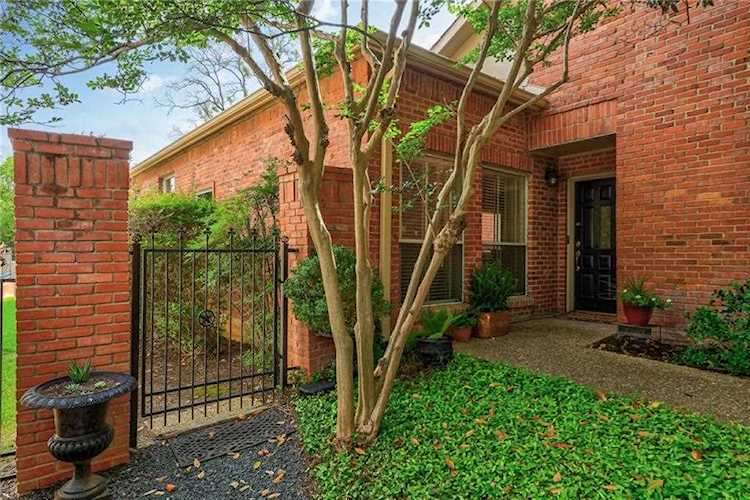 2710 W 35th ST Austin, TX 78703