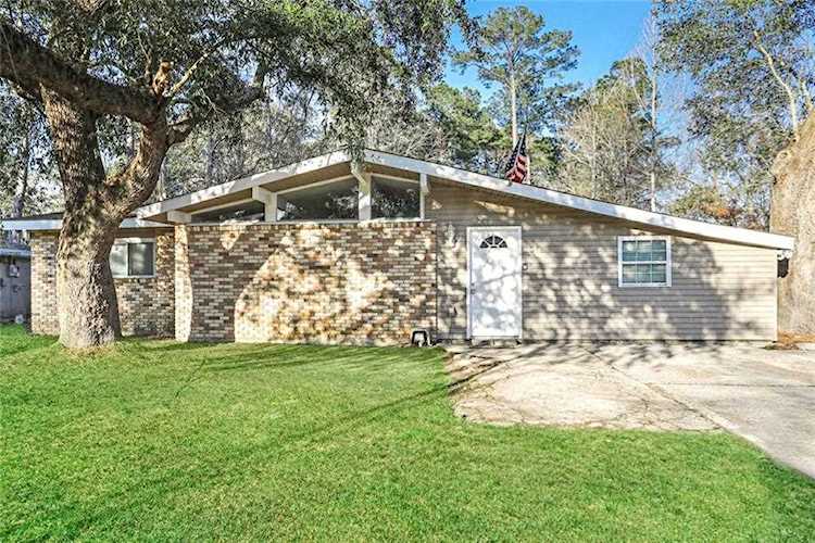 104 Cedar Ln Slidell, LA 70460
