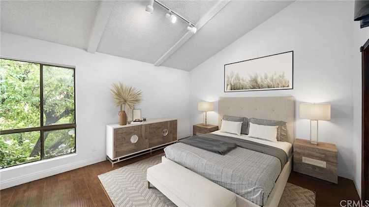 853 Larrabee St #24 West Hollywood, CA 90069
