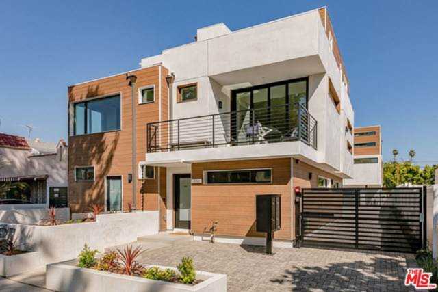 838 1/2 N Mccadden Place Los Angeles, CA 90038