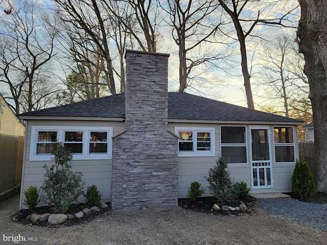 433 Devon St Forked River, NJ 08731