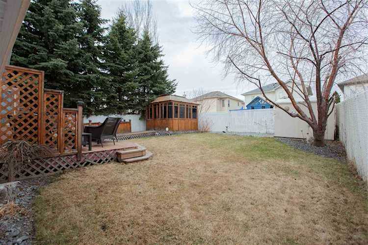 10408 178A Avenue Edmonton, AB T5X 5Y5