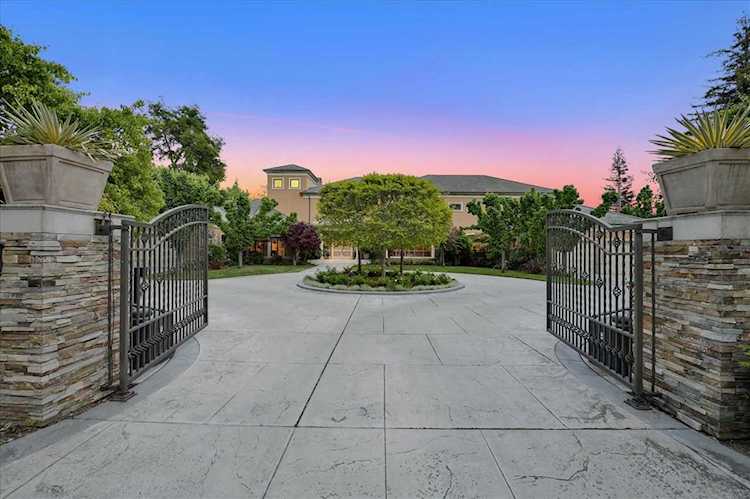 630 Laurel Drive Sacramento, CA 95864