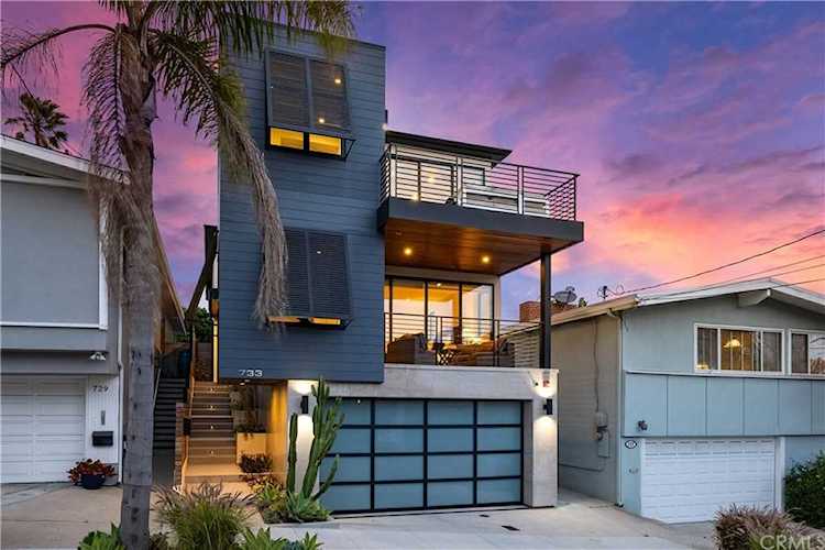 733 12th St Manhattan Beach, CA 90266