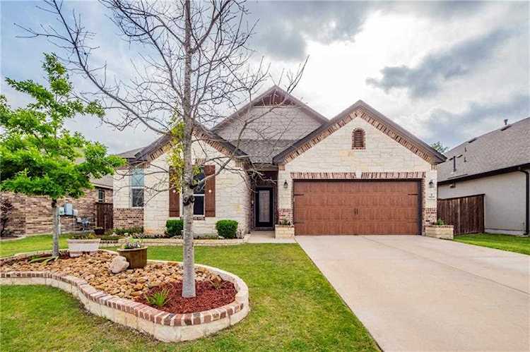 1428 Uhland DR Leander, TX 78641