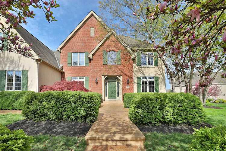 7015 Jennifer Ann Drive Lewis Center, OH 43035