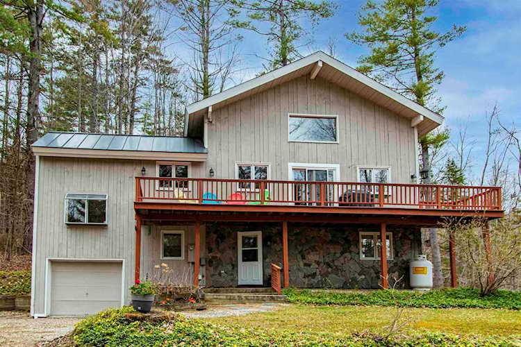 196 Powder Mill Rd Londonderry, VT 05148