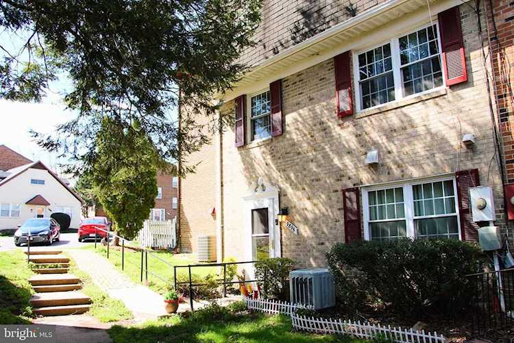 9896 Hagel Circle Lorton, VA 22079