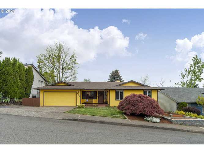 466 NW Sunwood Dr Salem, OR 97304