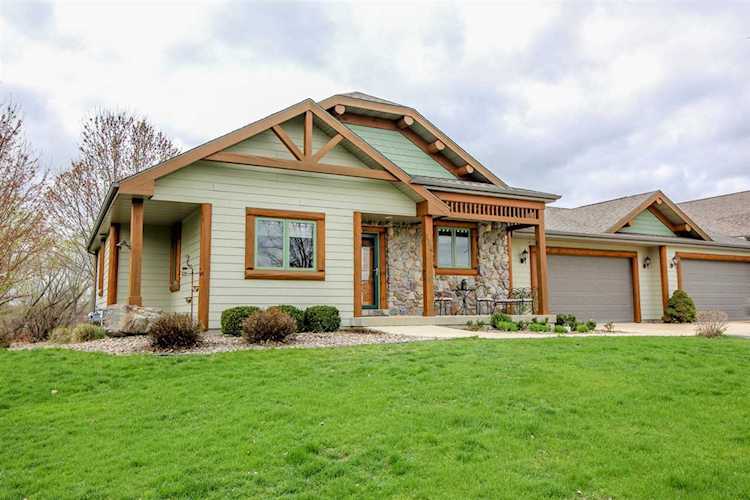 114 Waverly Dr Cambridge, WI 53523-9254