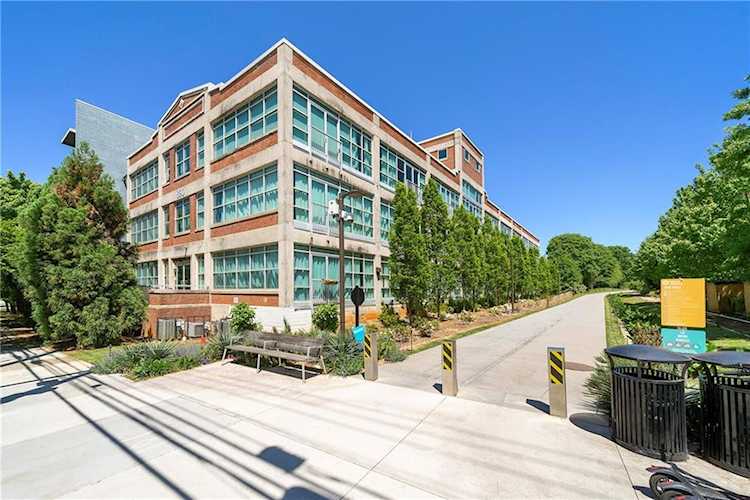 890 Memorial Dr SE #310 Atlanta, GA 30316
