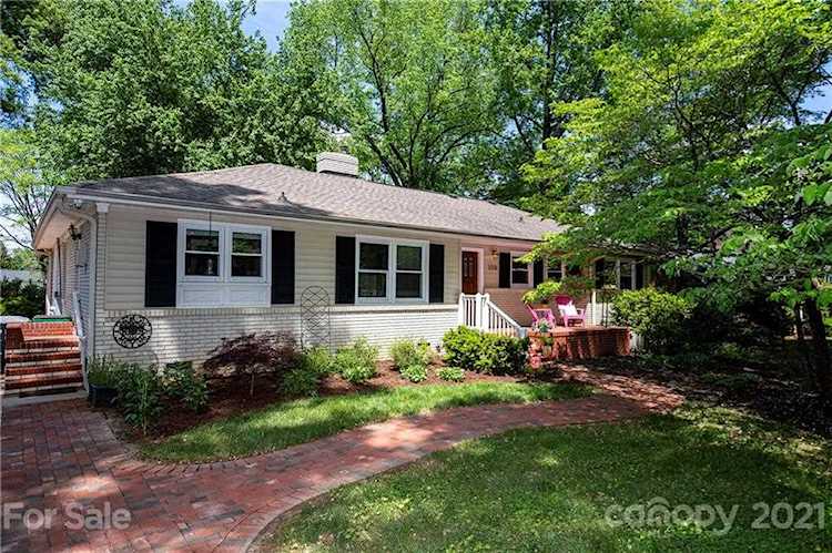 229 N Canterbury Rd Charlotte, NC 28211