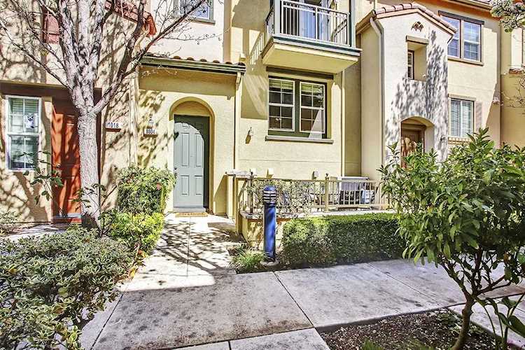 1004 Vida Larga Loop Milpitas, CA 95035