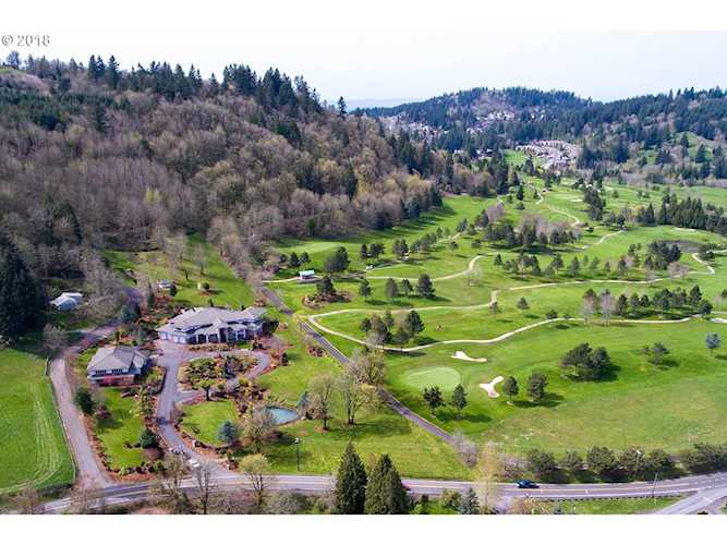 8585 SE 242nd Ave Damascus, OR 97089