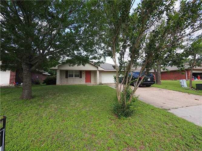 513 Northern TRL Leander, TX 78641