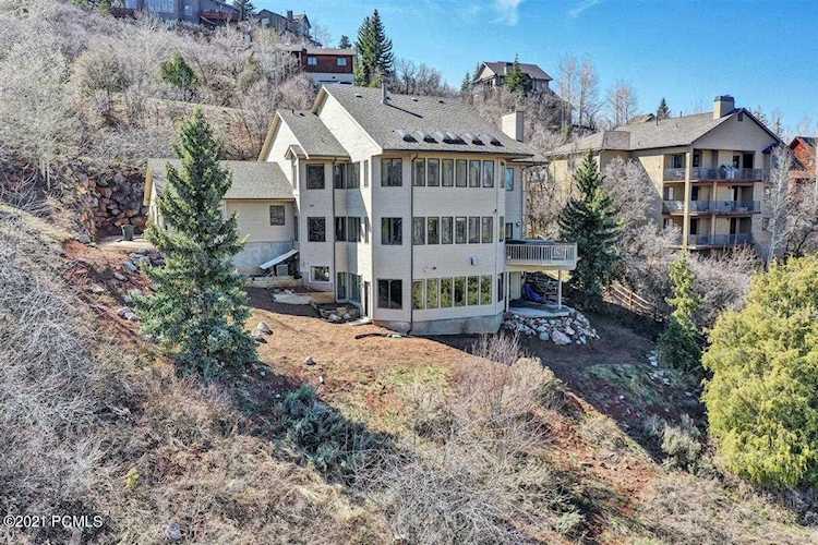 7404 Stagecoach Dr Park City, UT 84098