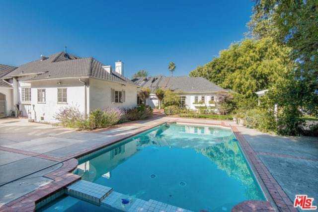 700 S Beverly Glen Blvd Los Angeles, CA 90024
