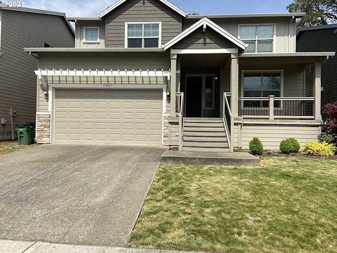 7827 SW Spruce St Portland, OR 97223