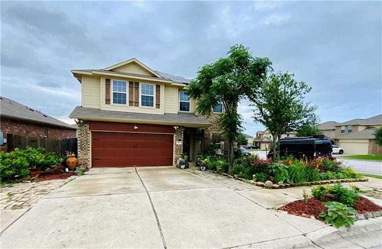 3220 Pearlman DR Pflugerville, TX 78660
