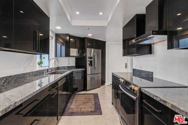 2950 Neilson Way #601 Santa Monica, CA 90405