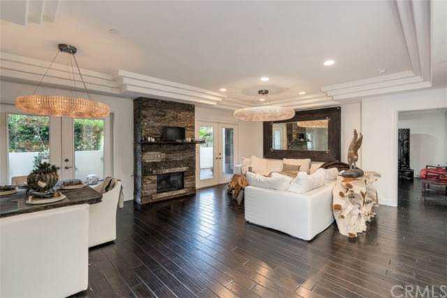 12020 Guerin St #101 Studio City, CA 91604