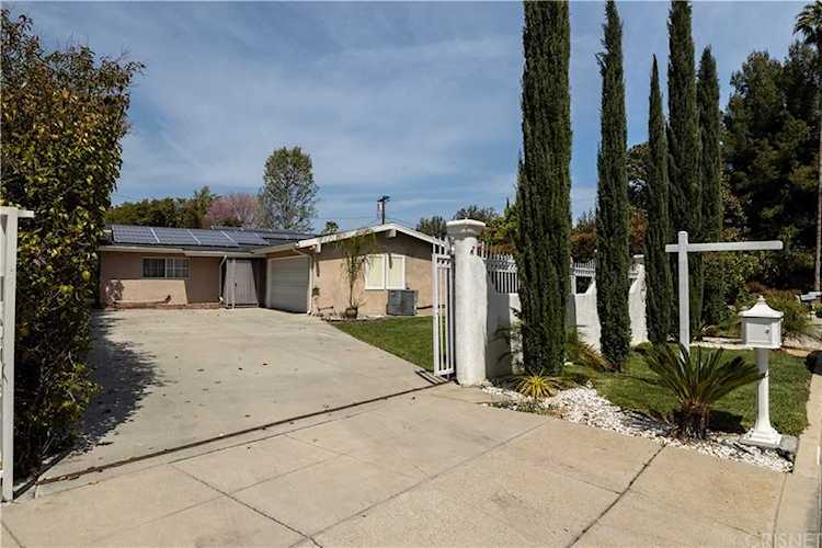 22739 Leonora Dr Woodland Hills, CA 91367