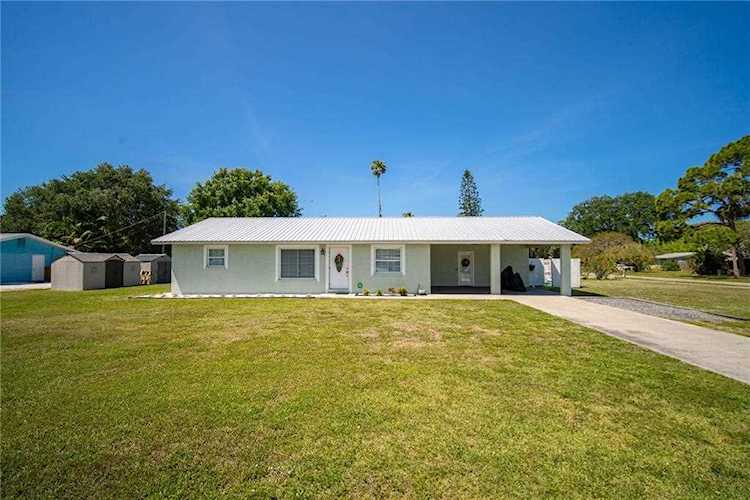 6100 Brentwood Ave Sarasota, FL 34231