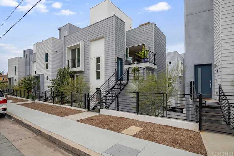 1929 Griffith Park Blvd Silver Lake, CA 90039