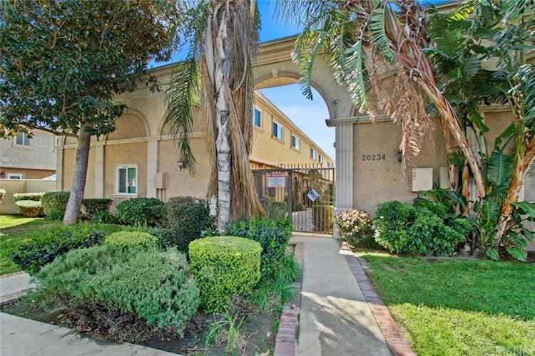 20234 Cohasset St #1 Winnetka, CA 91306