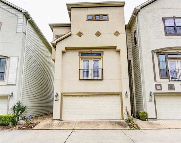 10646 Clearview Villa Place Houston, TX 77025