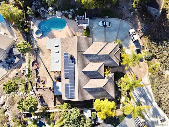 1827 Hidden Mesa Road El Cajon, CA 92019