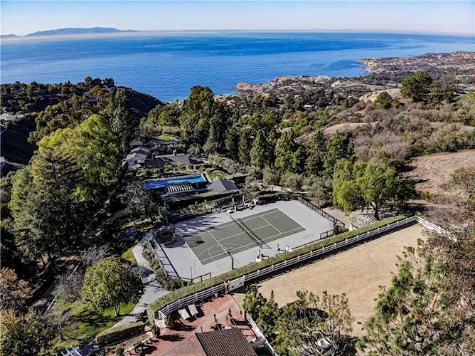 29 E Crest Rd Rolling Hills, CA 90274