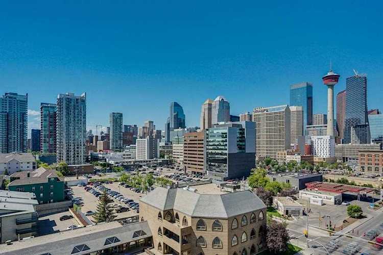 1320 1 St SE #2006 Calgary, AB T2G 0G8