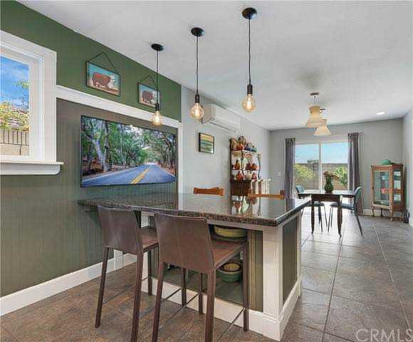 905 Liard Place Costa Mesa, CA 92626