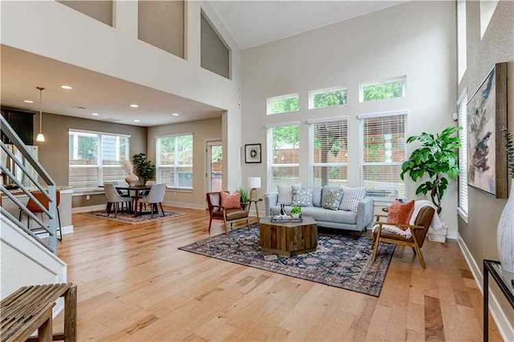 1407 Homespun RD Austin, TX 78745