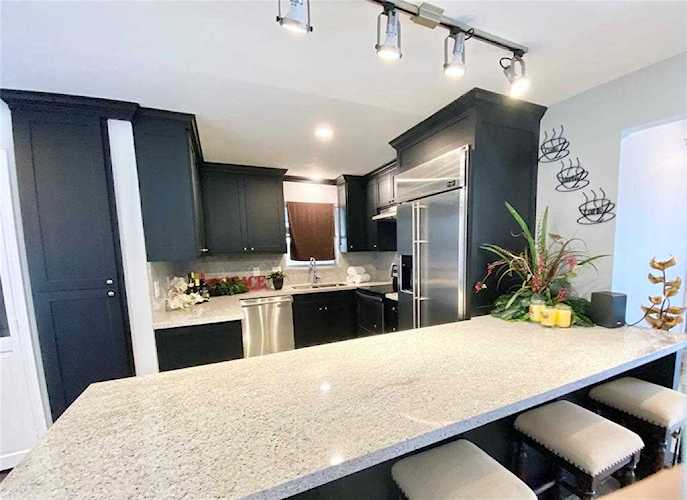 9215 Sharpcrest St Houston, TX 77036