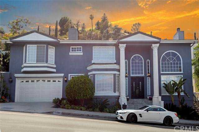 2509 Apollo Dr Los Angeles, CA 90046