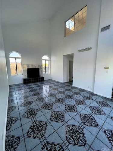 6124 Hazelhurst Place #10 North Hollywood, CA 91606