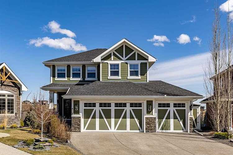 102 Ridge View Place Cochrane, AB T4C 0P6
