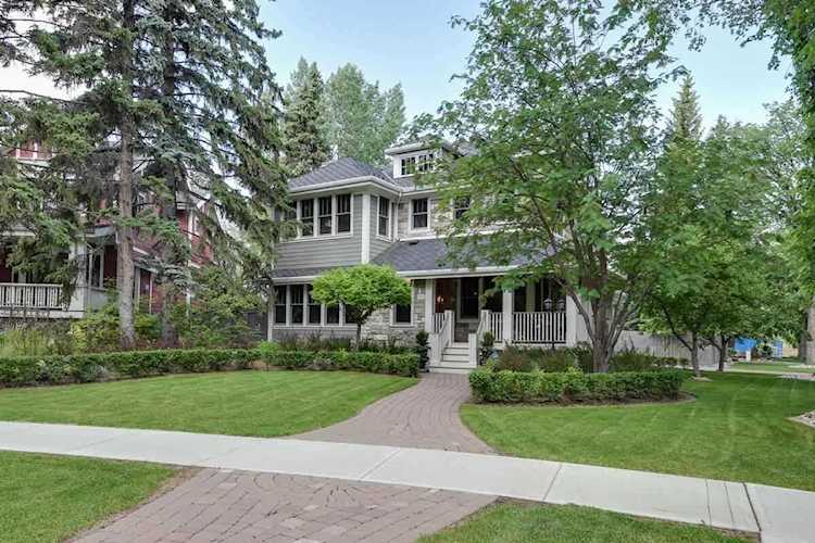 17 Alexander Circle Edmonton, AB T5N 1Z9