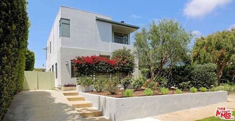 863 Hartzell St Pacific Palisades, CA 90272