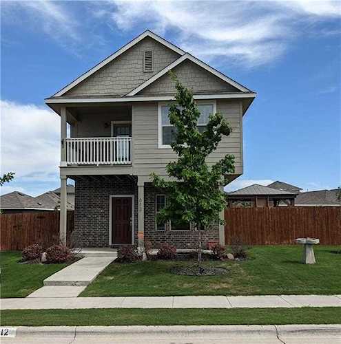 512 Palmilla ST Leander, TX 78641