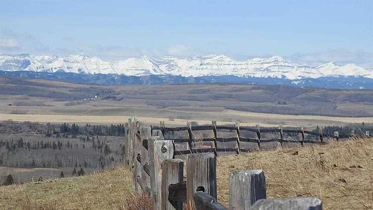 Se 35-20-2W5 Rural Foothills County, AB T1S 1A1