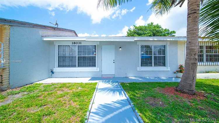 18031 NW 41st Pl Miami Gardens, FL 33055