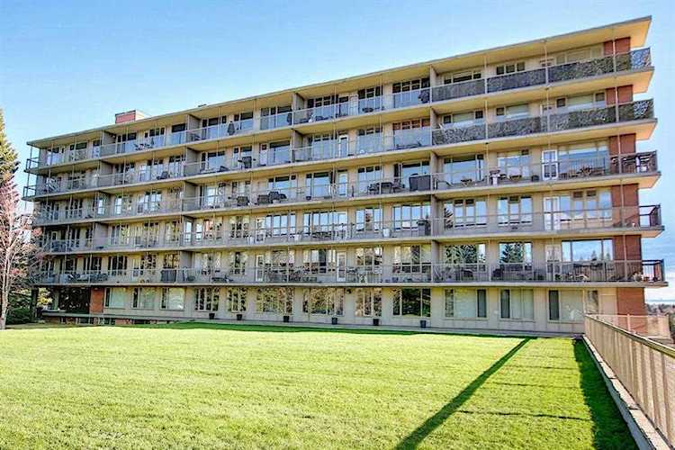 3339 Rideau Place SW #203-4 Calgary, AB T2S 1Z5
