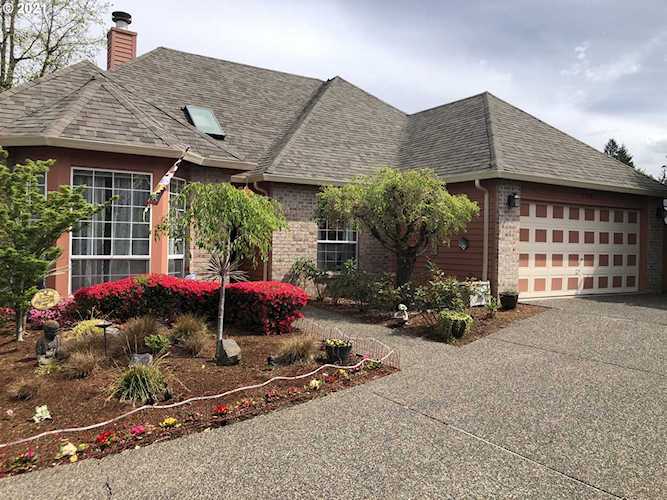 7710 SW 90th Pl Portland, OR 97223