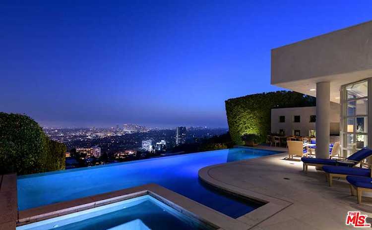 9000 Thrasher Ave Los Angeles, CA 90069